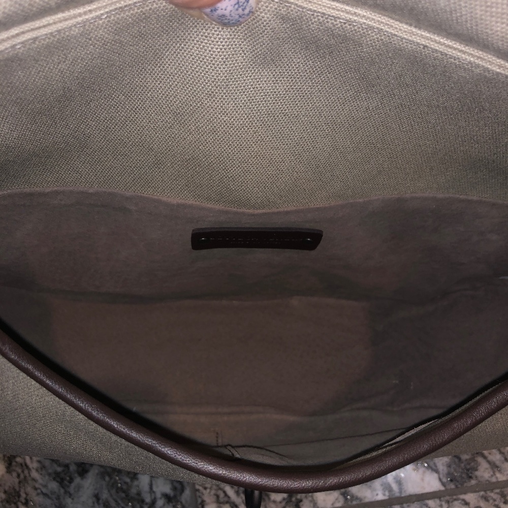 PRICE⬇️NWOT Bottega Veneta Safari Nappa Bag - Picture 12 of 14